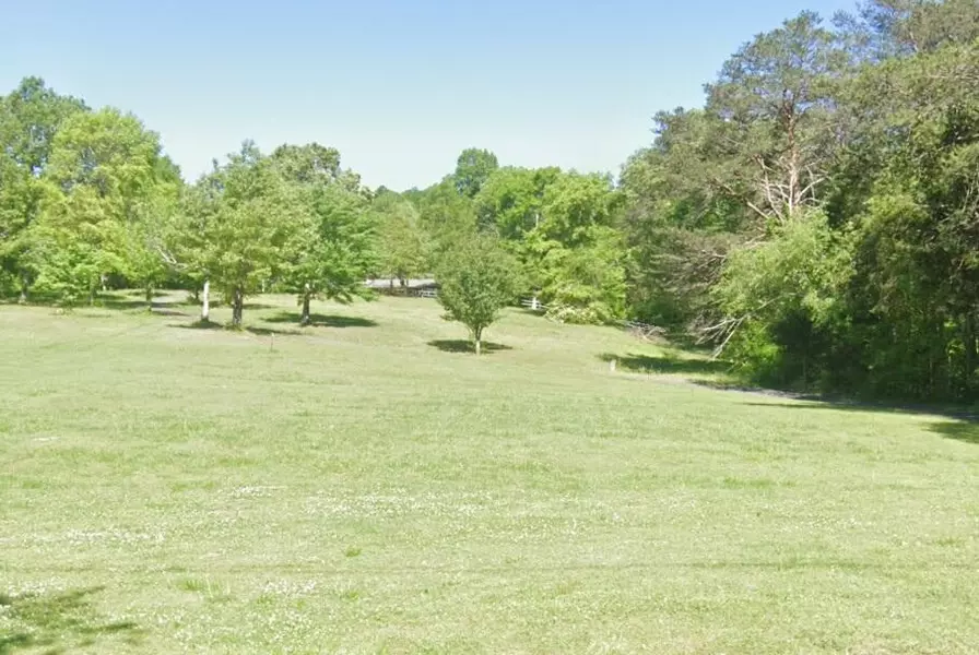 329 Oak Grove RD, Benton, TN 37307