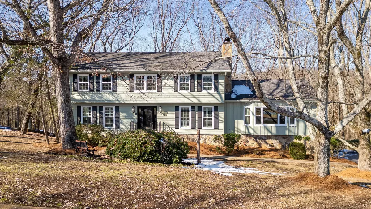 Hixson, TN 37343,1725 Colonial Shores DR