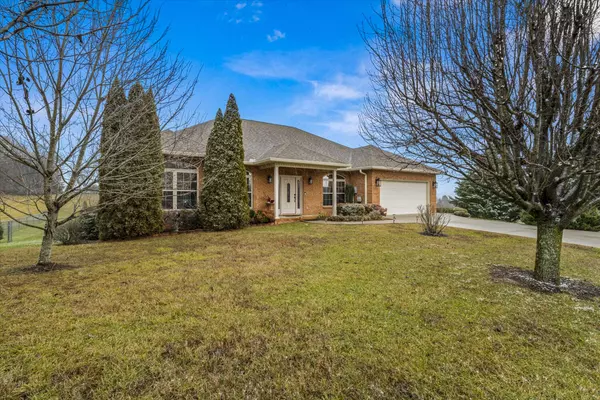 Jefferson City, TN 37760,832 Forgety RD