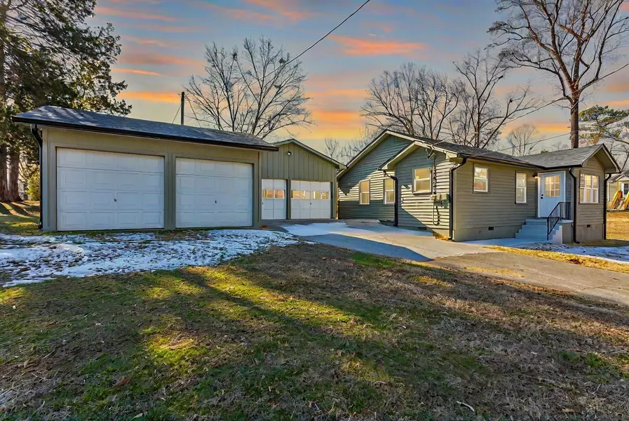 464 Maffett ST, Trion, GA 30753