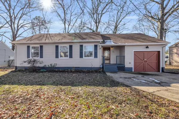 25 Woodard CIR, Chattanooga, TN 37412