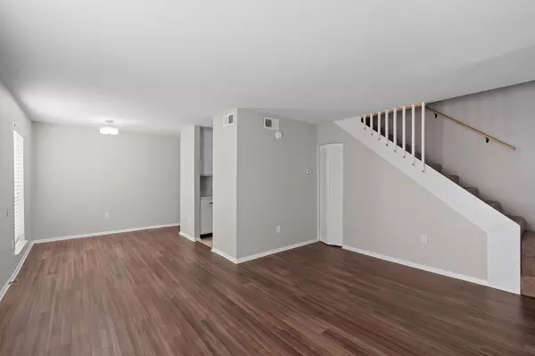 Chattanooga, TN 37405,900 Mountain Creek RD