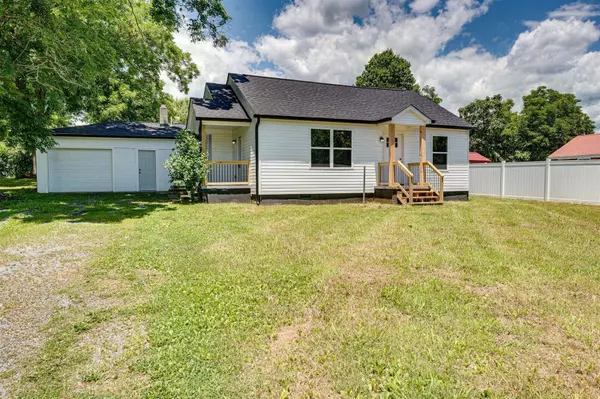 203 Main ST, Englewood, TN 37329