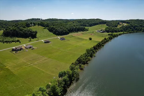 49 Espalier DR, Decatur, TN 37322