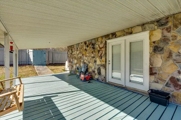 Whitwell, TN 37397,3290 Pocket RD