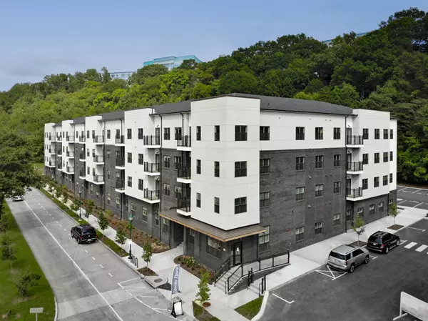 782 Riverfront Pkwy, Chattanooga, TN 37402