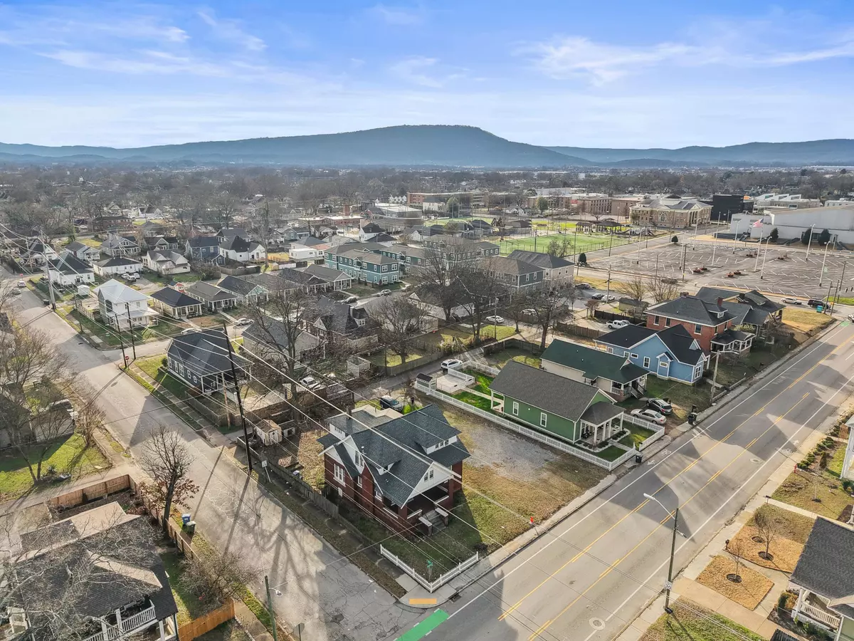 Chattanooga, TN 37404,2112 Bailey AVE