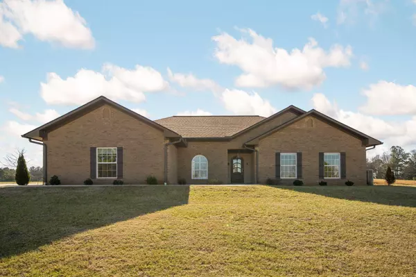 130 Hunters Way, Benton, TN 37307