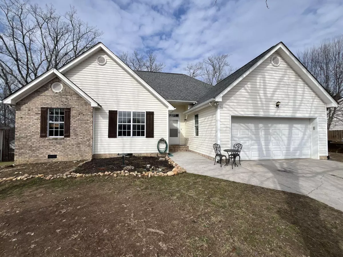 Ooltewah, TN 37363,6557 Sawtooth DR