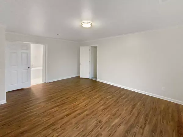 Hixson, TN 37343,1917 Crystal Lake LN