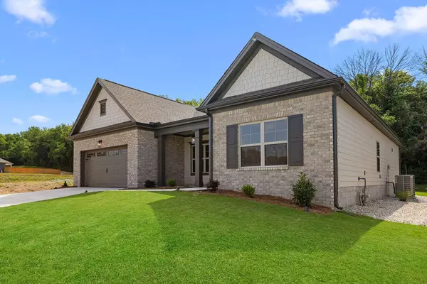 Ooltewah, TN 37363,8918 Knolling Lp