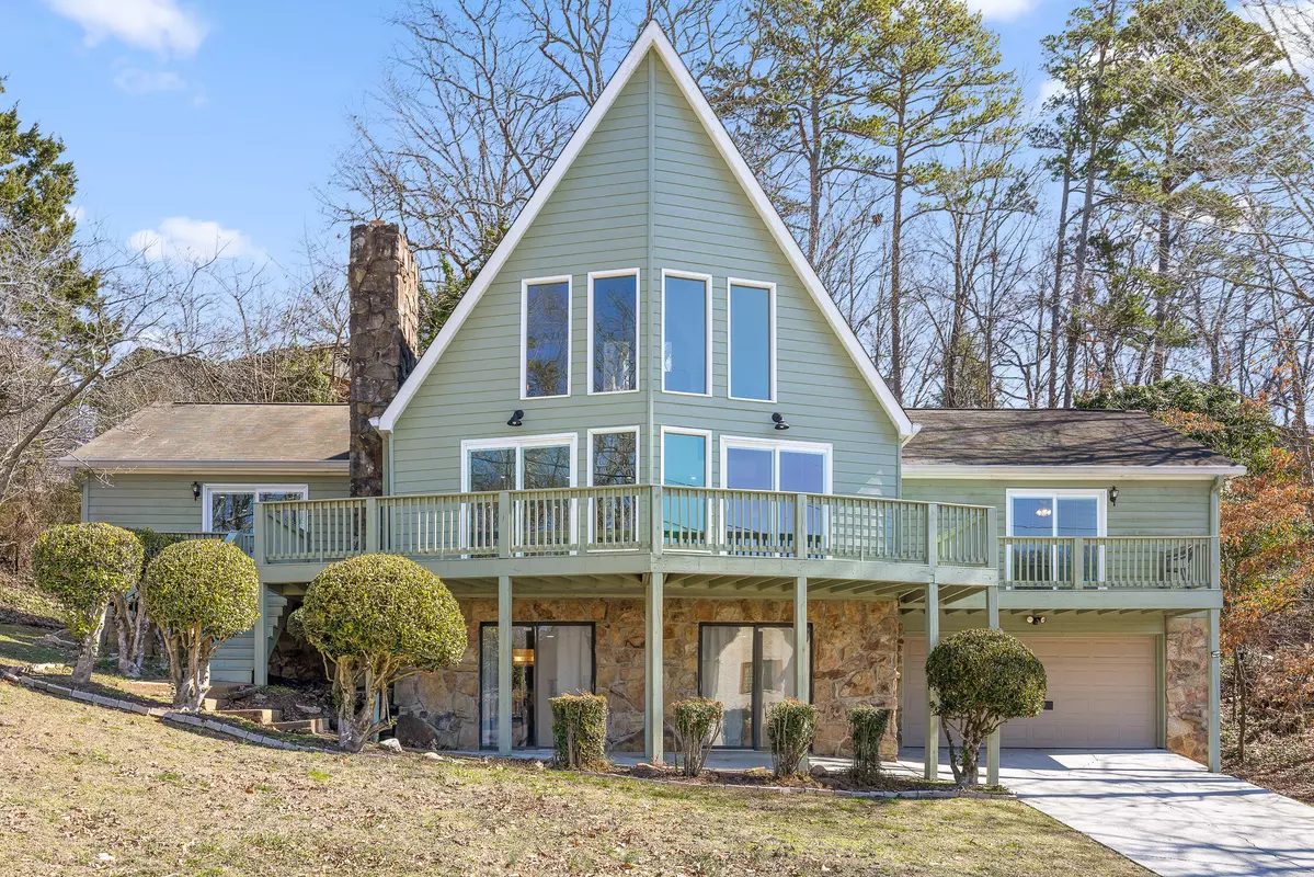 Chattanooga, TN 37416,4913 Shoreline DR