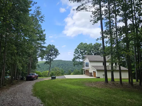 South Pittsburg, TN 37380,389 Forest View Drive