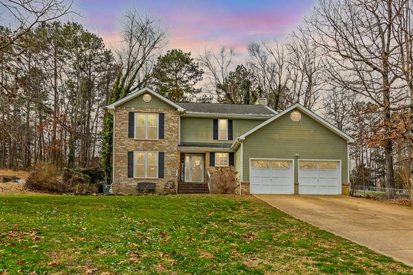 7014 Flagstone DR, Ooltewah, TN 37363