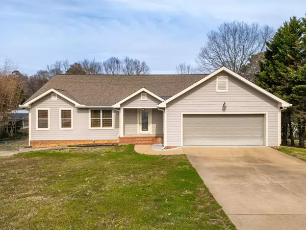 2313 Lakesite DR, Soddy Daisy, TN 37379