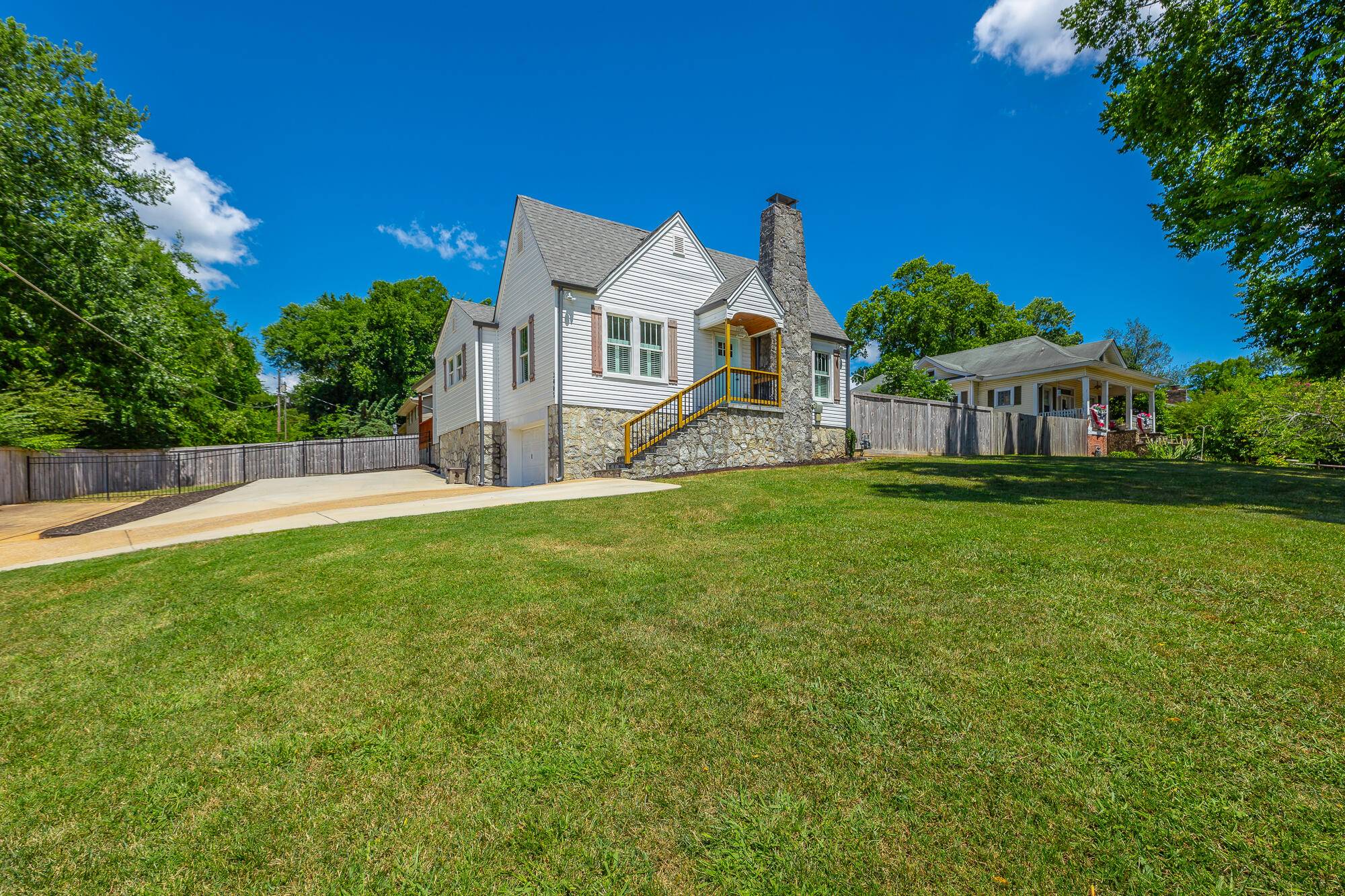 Chattanooga, TN 37416,3405 Harrison PIKE