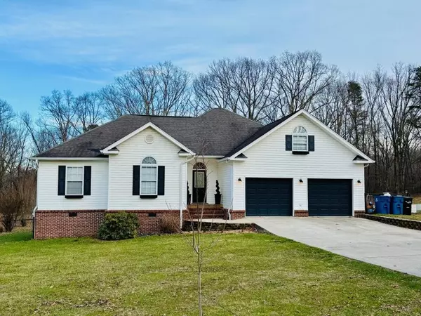320 Miller RD, Signal Mountain, TN 37377