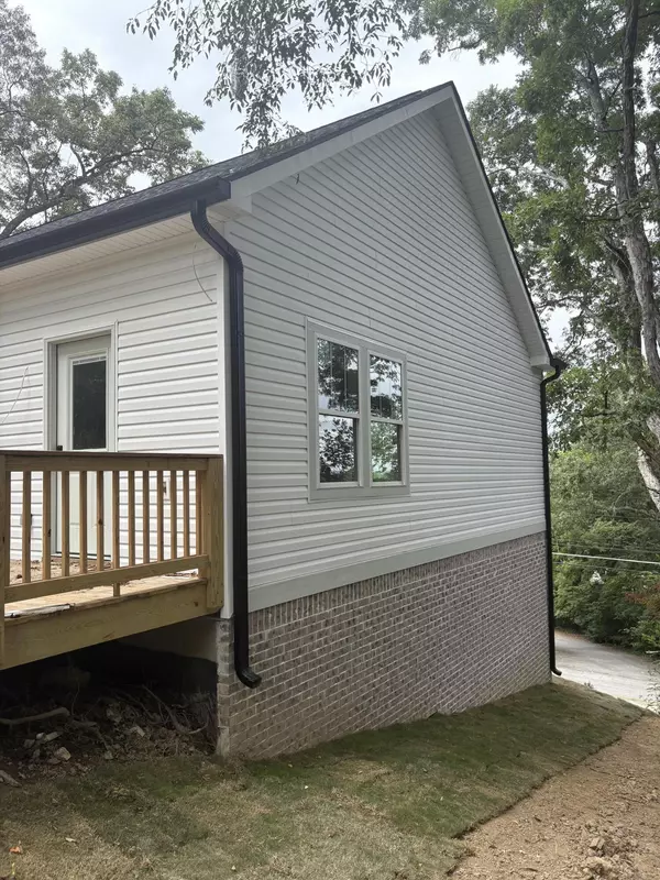 Chattanooga, TN 37416,7648 Noah Reid RD