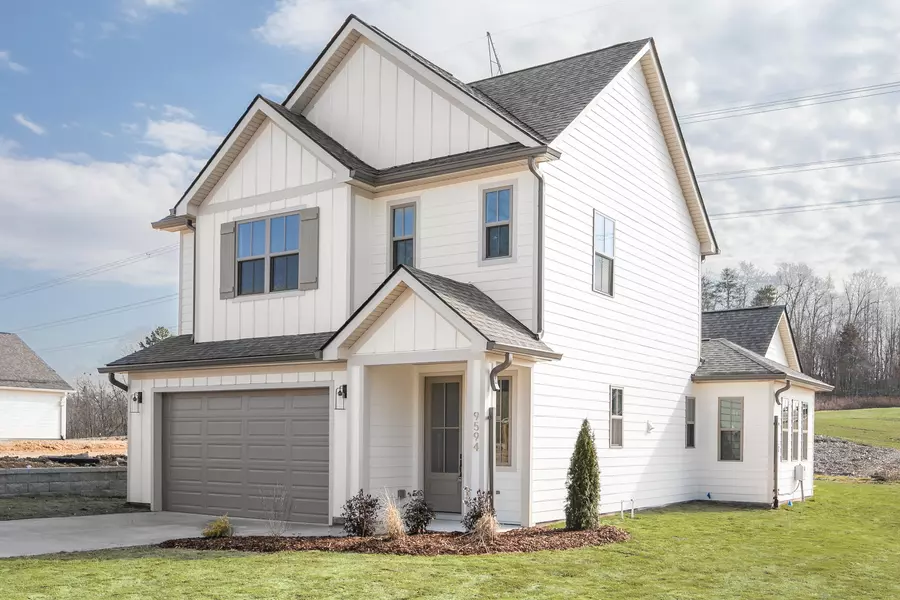 307 Fox Gap LN, Soddy Daisy, TN 37379