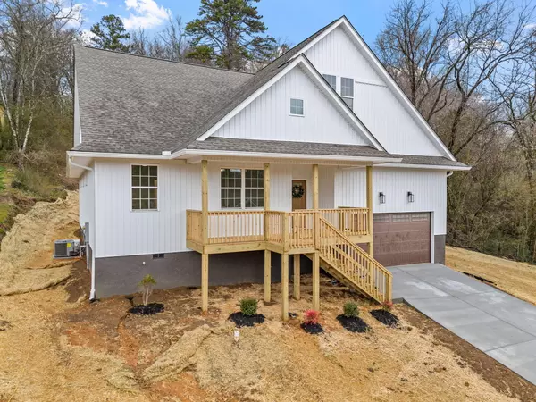 Chattanooga, TN 37415,2621 Berkley DR