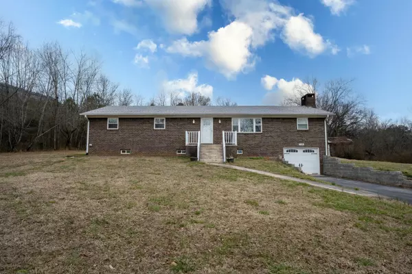 308 Glover Hill RD, Jasper, TN 37347