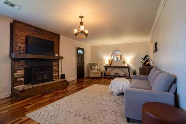 Wildwood, GA 30757,641 Maine AVE