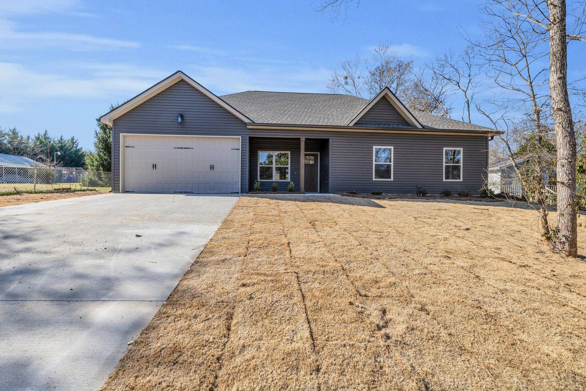 2517 Nonava LN, Red Bank, TN 37415