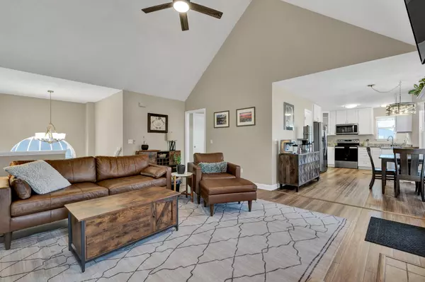 Chattanooga, TN 37421,8581 Flowerdale DR