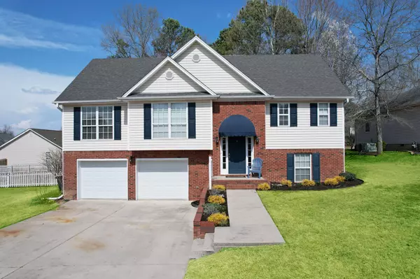 Chattanooga, TN 37421,8581 Flowerdale DR