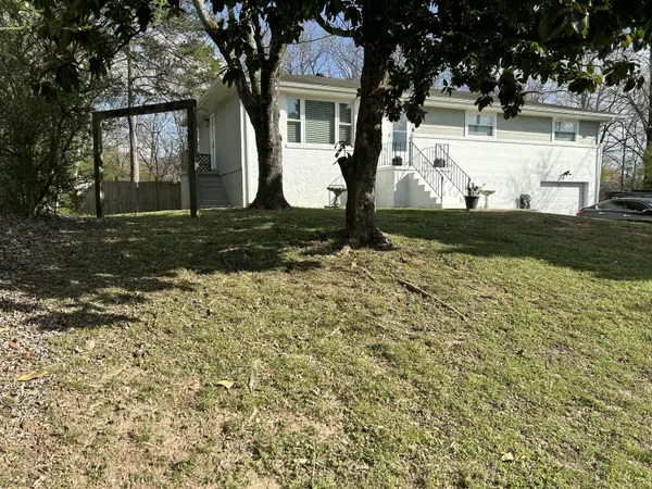 Chattanooga, TN 37416,7817 Holiday Hills CIR