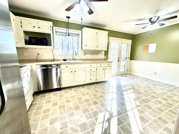 Ooltewah, TN 37363,10014 Tellico DR
