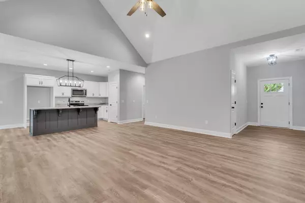 Mcminnville, TN 37110,52 Dale ST