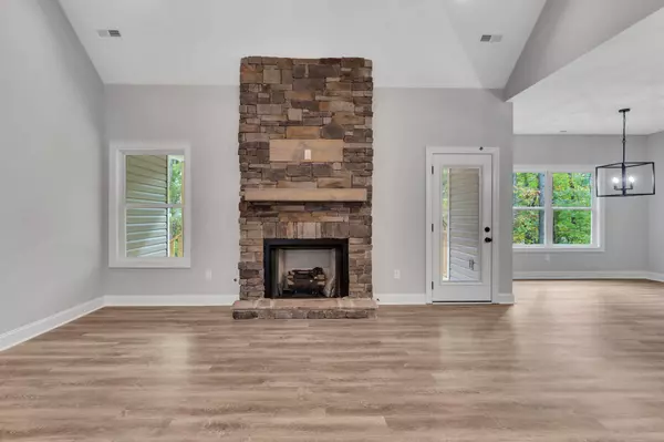 Mcminnville, TN 37110,52 Dale ST