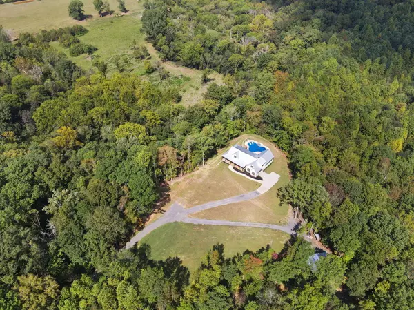 Calhoun, TN 37309,450 County Road 28