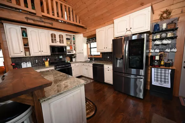 Calhoun, GA 30701,326 Mccreary RD