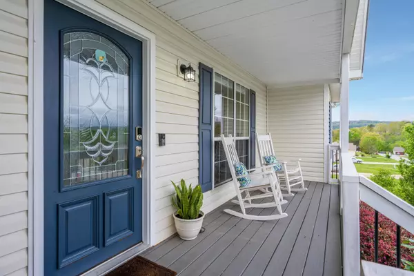 Soddy Daisy, TN 37379,826 Tommie LN