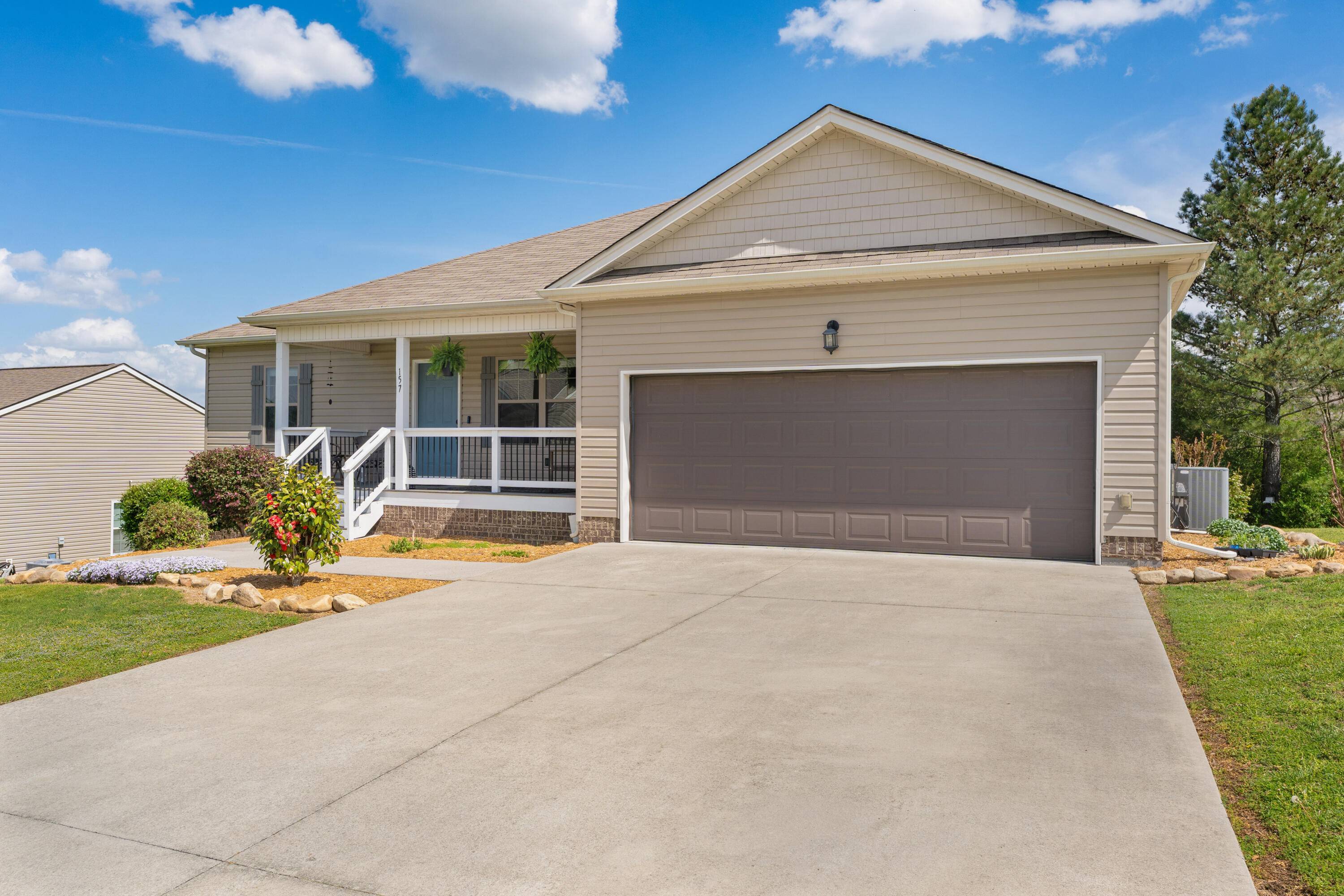 Rossville, GA 30741,157 Battle Bluff DR