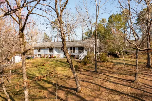 326 Terry LN, Tunnel Hill, GA 30755