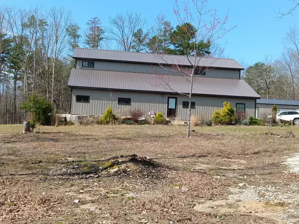 Pikeville, TN 37367,400 Maple TRL