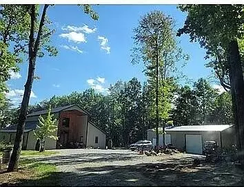 Pikeville, TN 37367,400 Maple TRL
