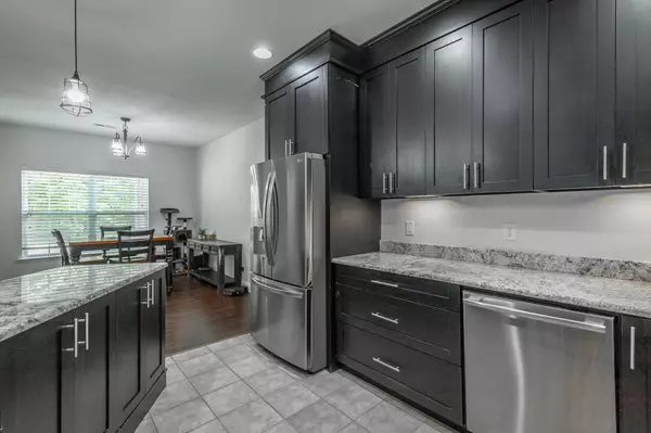 Ringgold, GA 30736,236 Foster LN