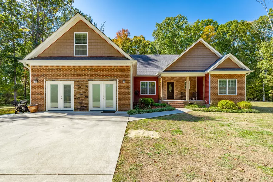 236 Foster LN, Ringgold, GA 30736