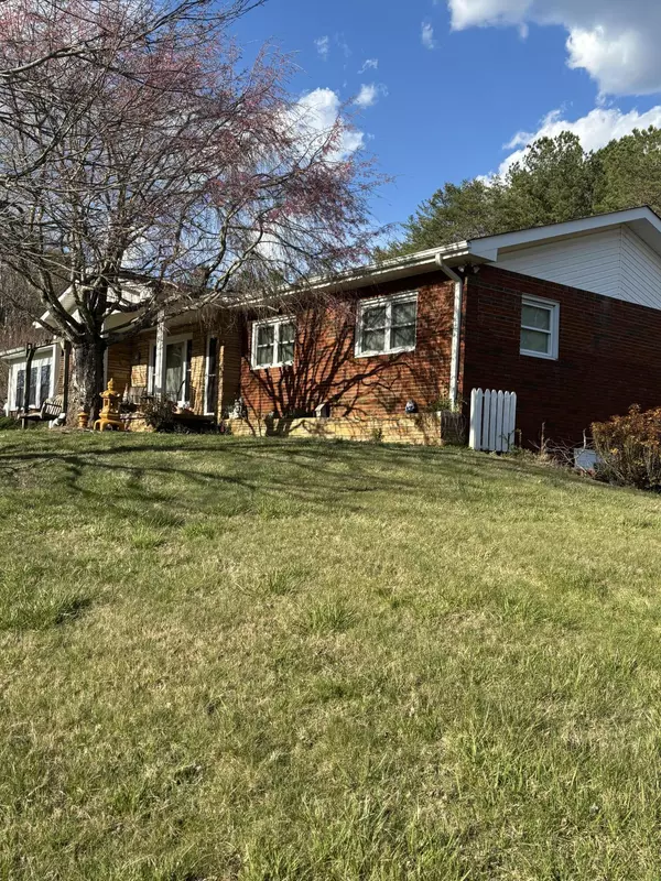 Ducktown, TN 37326,1868 Highway 68