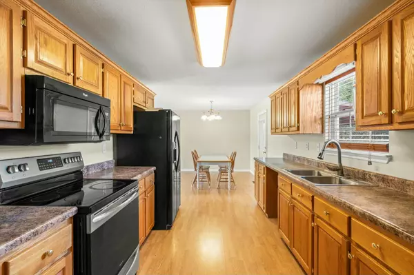 Benton, TN 37307,307 Circle R DR