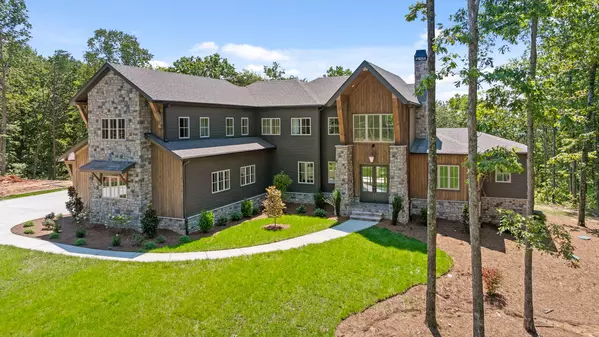 Signal Mountain, TN 37377,8386 Bear Paw TRL