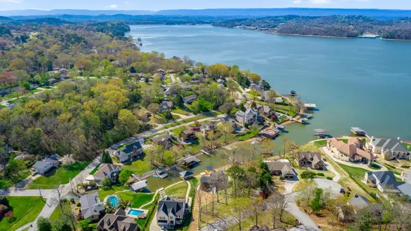 Chattanooga, TN 37416,4910 Shoreline DR