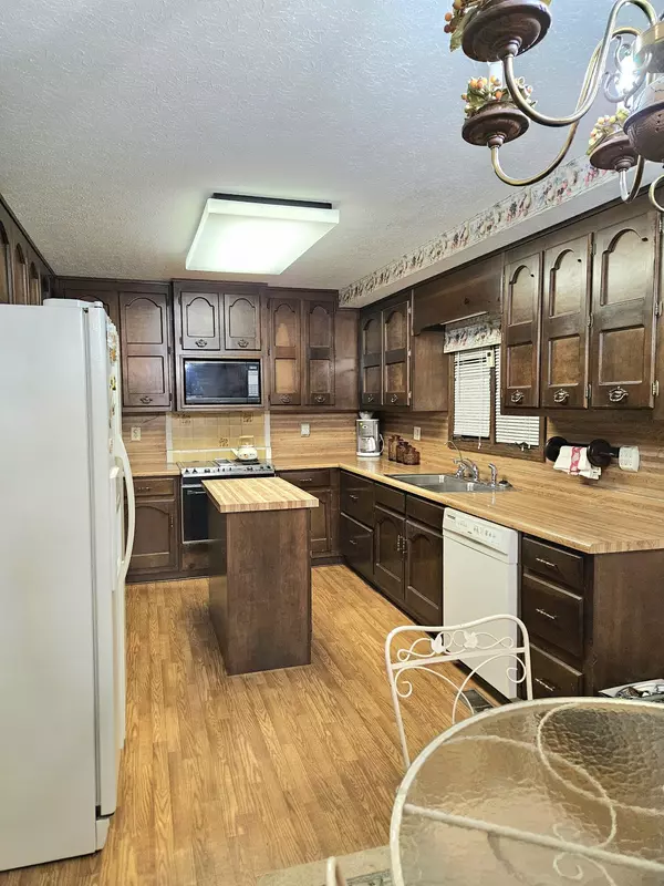 Douglasville, GA 30134,9049 Allison CT