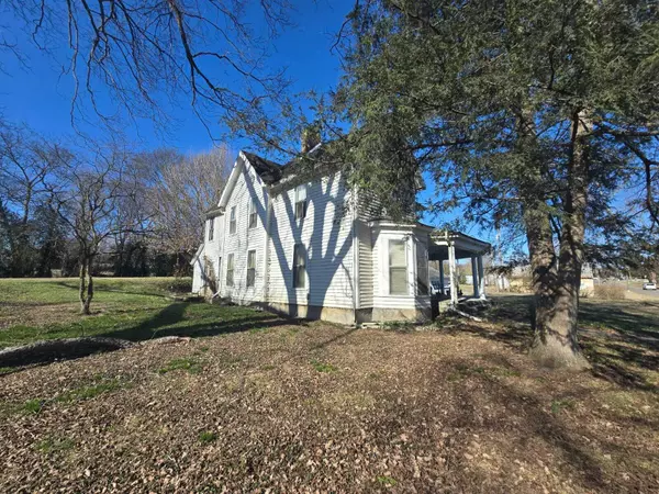 Strawberry Plains, TN 37871,3136 Old A J HWY