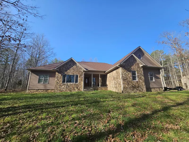 243 Braden LN, Coalmont, TN 37313