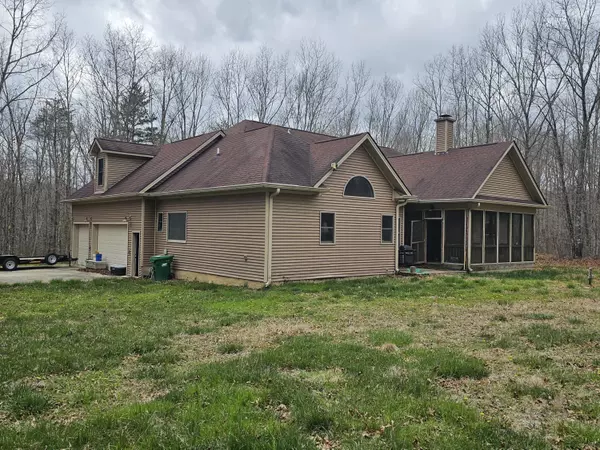Coalmont, TN 37313,243 Braden LN